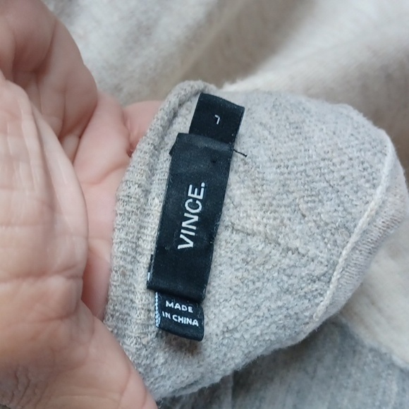 Vince Cream and Gray crewneck sweater Wool Linen blend. Sz L - Picture 6 of 7